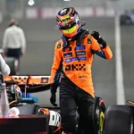 Mclaren domina no catar: piastri conquista pole, norris ameaça o título