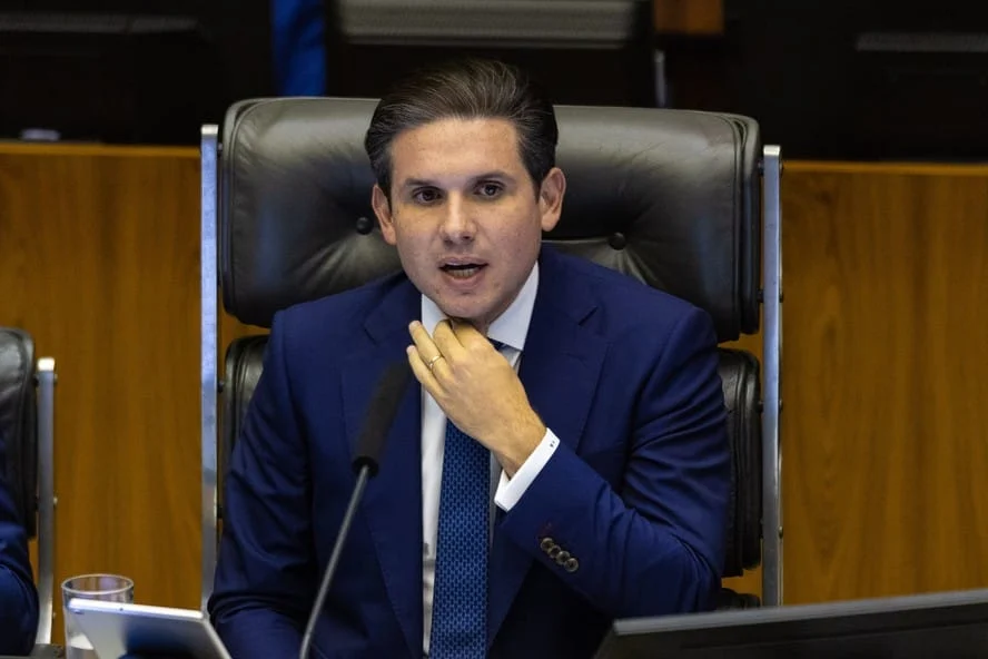 2025/12 — deputados petistas: hugo motta perdeu autoridade e apelou ao autoritarismo