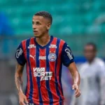 2025/12 — luciano juba renova com o bahia até 2029 e celebra sua melhor