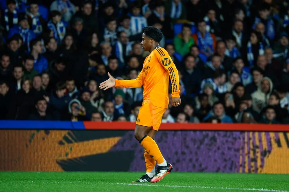 2025/12 — endrick é emprestado ao lyon pelo real madrid por seis meses