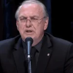 Corinthians atrasa salários: crise financeira ameaça o timão