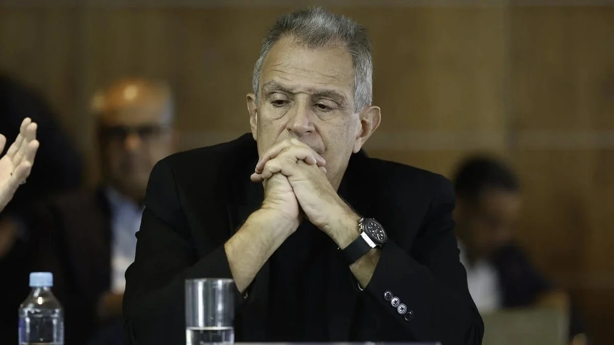 2025/12 — câmara reduz imposto para safs, gerando atrito com o flamengo