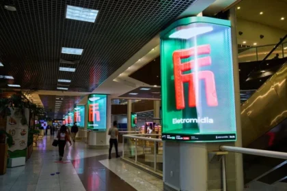 Eletromidia vence caboré e acordo com globo agita mercado