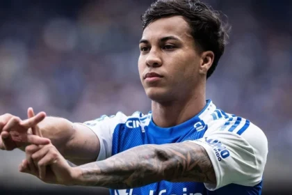 Kaio jorge pendurado: cruzeiro em alerta máximo na semi!