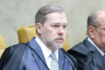 2025/12 — stf mantém quebra de sigilo de daniel vorcaro, mas centraliza análise dos dados longe da cpmi do inss