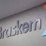 2025/12 — ações da braskem disparam 4% após acordo de dívidas da novonor com gestora ig4