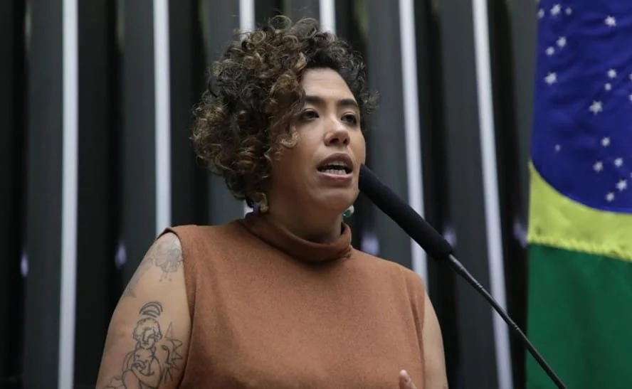 Crise na câmara: sumiço de deputados irrita e gera projeto radical