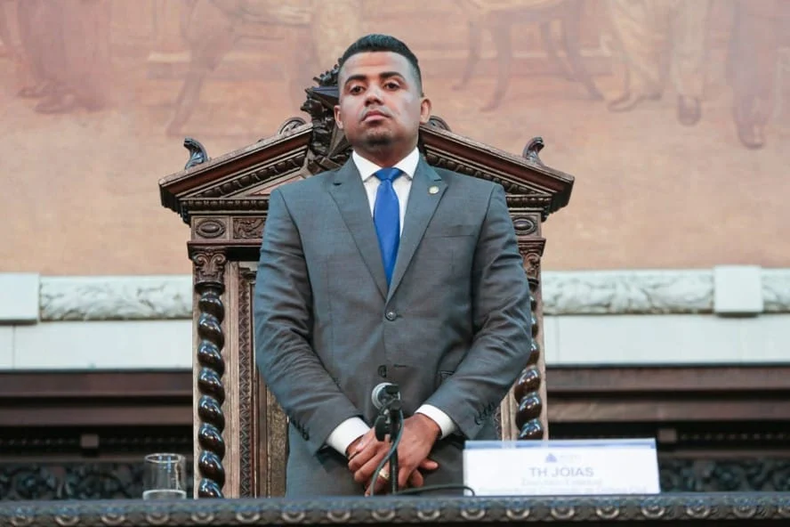 Título: alerj em crise: prisão de bacellar expõe infiltração do cv!