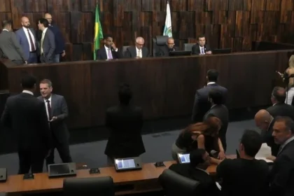 2025/12 — alerj aprova projeto do tjrj; propag recebe emendas e retorna à pauta