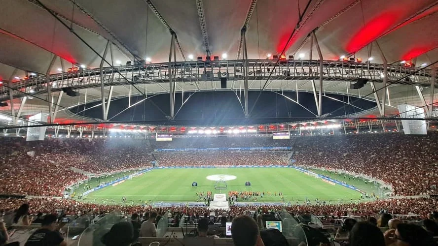 Título: flamengo provoca palmeiras: dívida eterna após tetra na libertadores!
