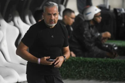 2025/12 — diretor do flamengo compara grandeza do clube à do palmeiras