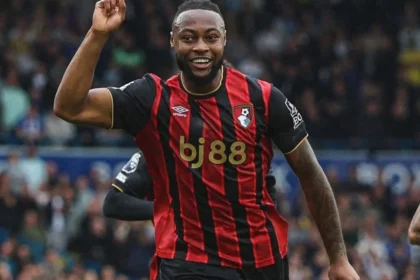 Manchester city acerta contratação do atacante semenyo