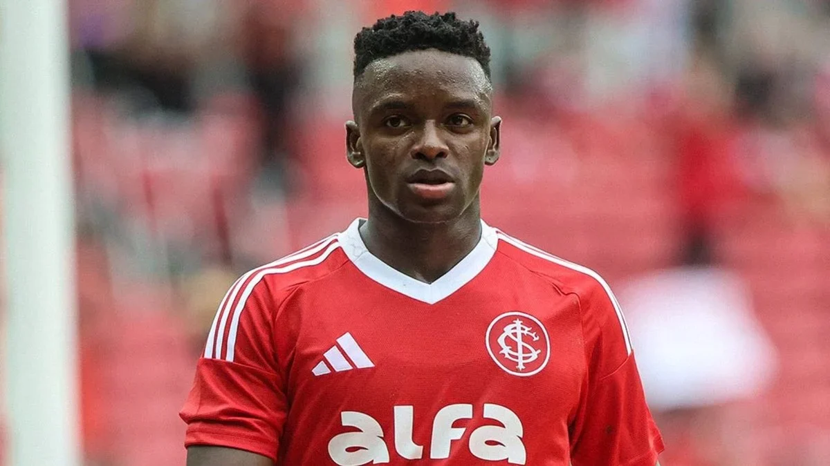 Internacional garante permanência de carbonero até 2029