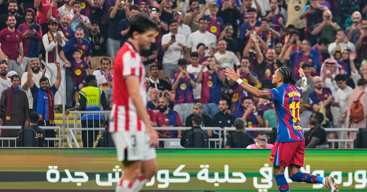 Supercopa da espanha: barcelona goleia athletic com show de raphinha e garante vaga na final