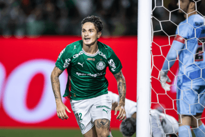 Palmeiras vence choque rei, recupera moral e deixa são paulo perto