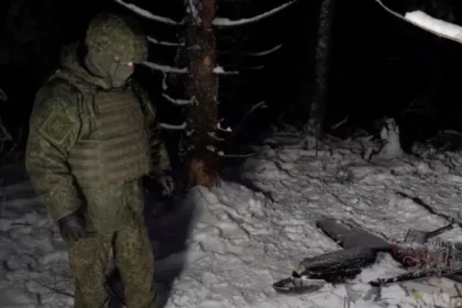 Rússia entrega a eua fragmentos de drone como prova de ataque ucraniano a putin