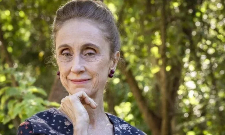 Betty gofman revive medeia em êta mundo bom! Atriz retorna para gravações na reta final da novela da globo