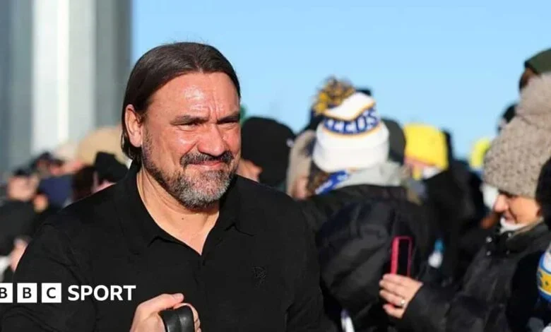 Leeds united x manchester united: farke detalha estratégia e confia na força da torcida para o confronto