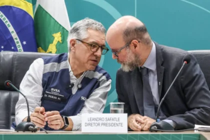 Anvisa libera testes clínicos da polilaminina, substância promissora para regenerar lesões na medula espinhal