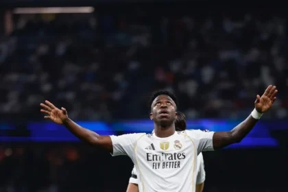 Al ahli prepara proposta bilionária de 1 bilhão de euros