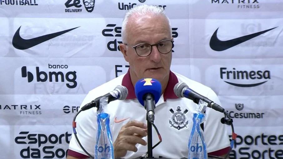 Dorival jr. Alerta para ‘preço a pagar’ com calendário acelerado
