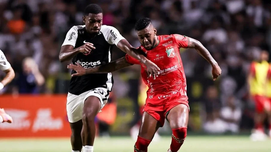 Com gol de yuri alberto nos acréscimos, corinthians bate velo