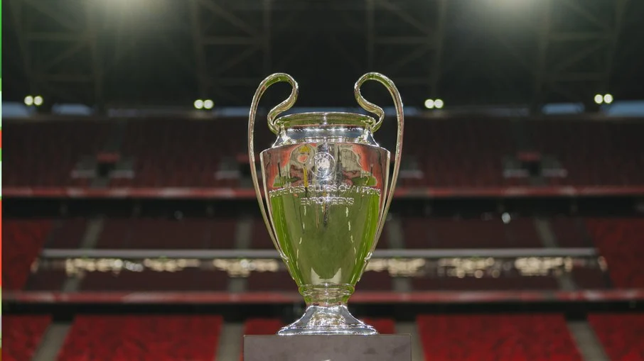 Champions league: sorteio dos playoffs revela confrontos eletrizantes e define
