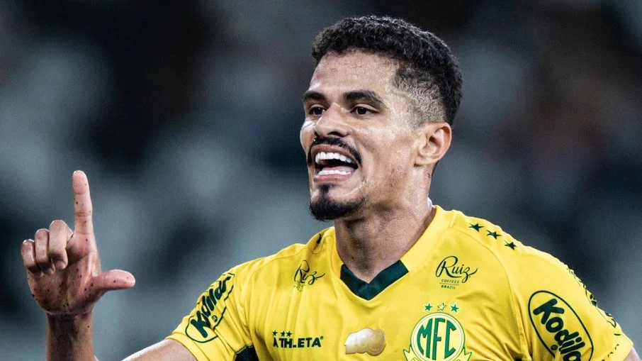 Quem é lucas ramon? Lateral direito se libera do mirassol e