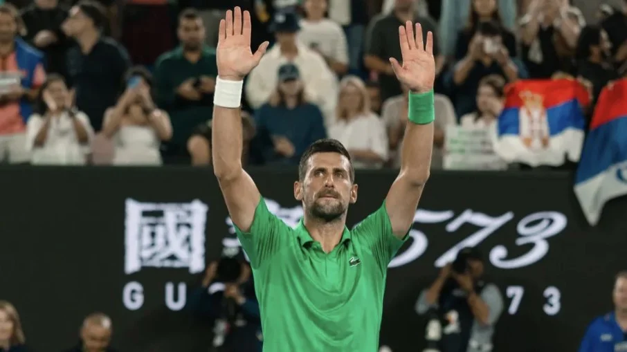 Djokovic e alcaraz na final do australian open 2026: sérvio