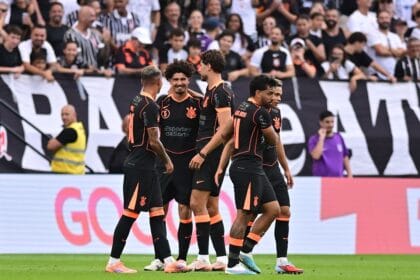 Corinthians estreia no paulistão com vitória de 3 a 0 sobre a ponte preta