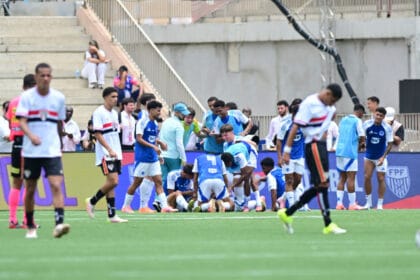 Cruzeiro é bicampeão da copinha 2026: análise da grande final