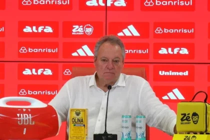 Abel braga é punido pelo stjd com multa e suspensão