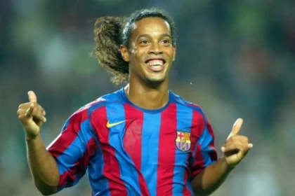 Sexta feira 13: ronaldinho gaúcho, o ‘bruxo’ do futebol, e a