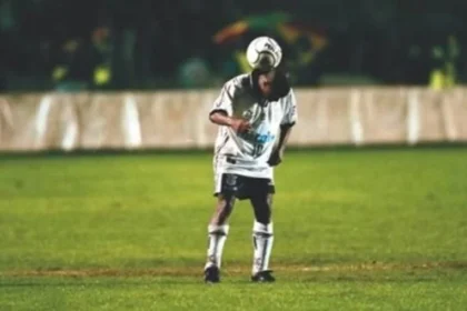 Edílson capetinha: da gênese da provocação no futebol com embaixadinhas