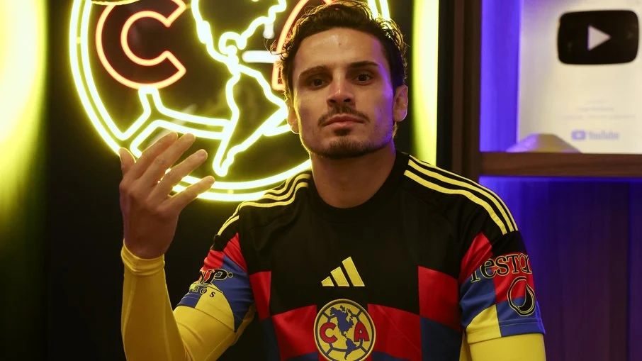 Ex palmeiras raphael veiga enfrenta críticas pesadas no méxico: torcedores do