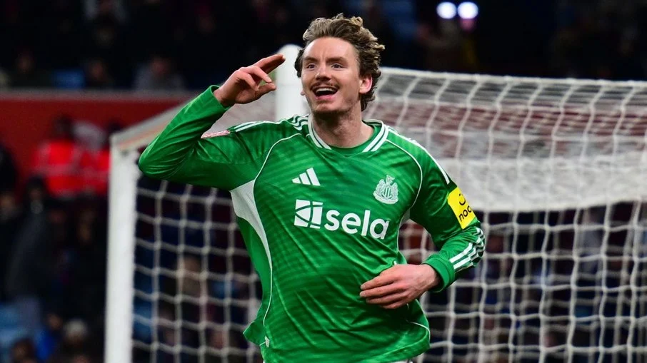 Newcastle, favorito mesmo com desfalques, visita qarabag pelos playoffs da