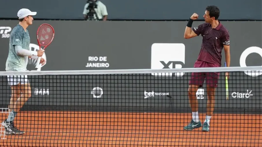 João fonseca e marcelo melo vencem dupla argentina por 2
