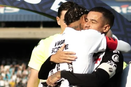 Neymar envia mensagem de apoio emocionante a philippe coutinho após