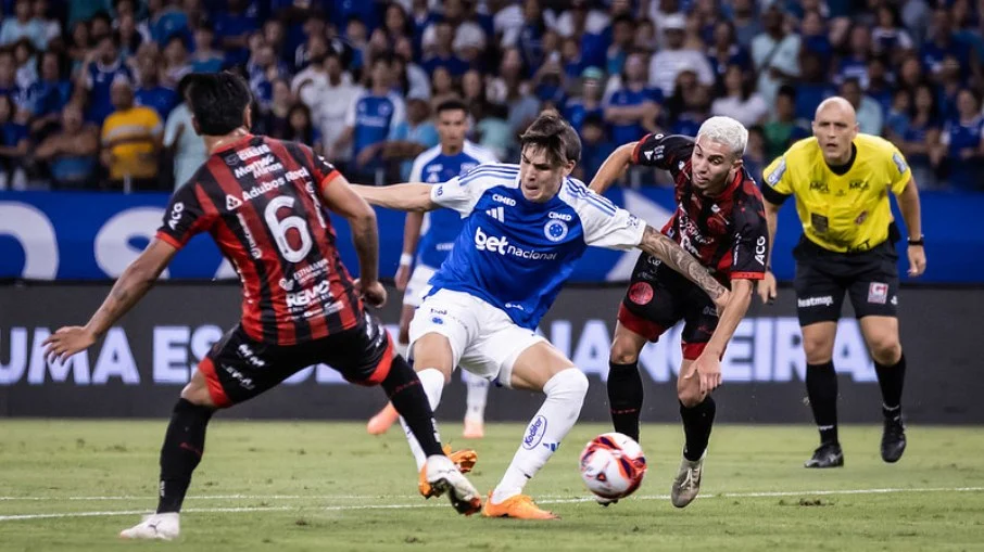 Pouso alegre x cruzeiro: onde assistir ao vivo, horário e