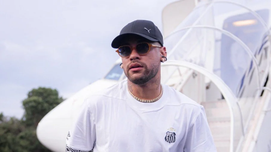 Neymar estreia como titular no santos contra o líder novorizontino