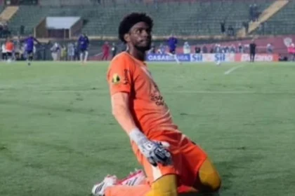 Herói do corinthians, goleiro hugo souza é alvo de suposta