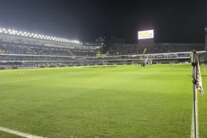 Santos x vasco: onde assistir ao jogo do brasileirão hoje