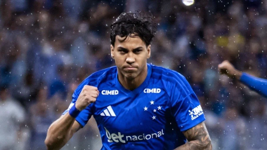 Kaio jorge decisivo: atacante do cruzeiro alivia pressão sobre tite