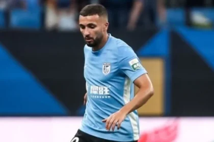 Zakaria labyad, o “parça” de memphis depay, negocia com o