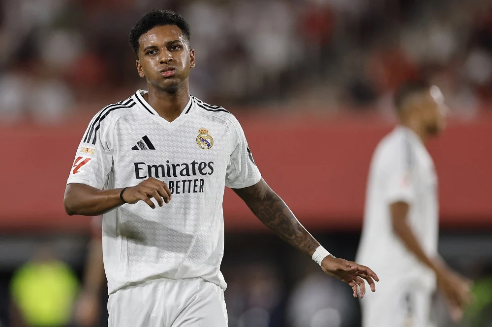 Rodrygo punido: suspensão e desfalque na champions league