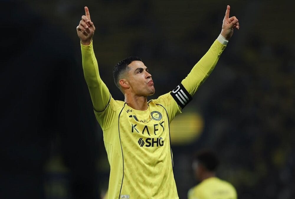 Cristiano ronaldo investe no almería: detalhes da compra de 25%