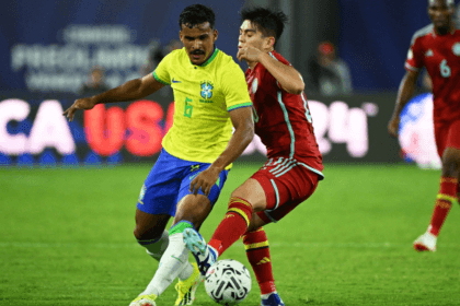 Ancelotti enfrenta desafios com lesões: alex sandro cortado e kaiki