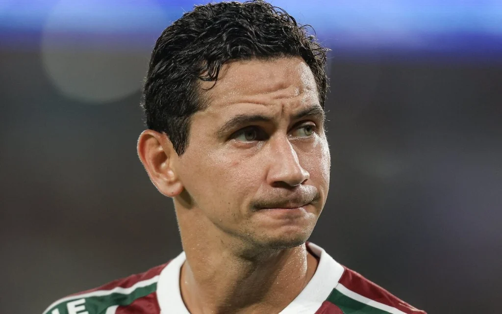 Fluminense garante vaga na final do carioca em clássico eletrizante