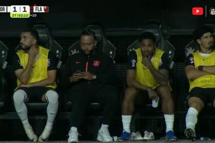 Polêmica no banco: memphis denunciado por uso de celular e