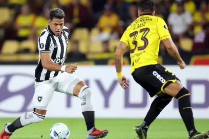 Matheus martins brilha e garante empate crucial para o botafogo